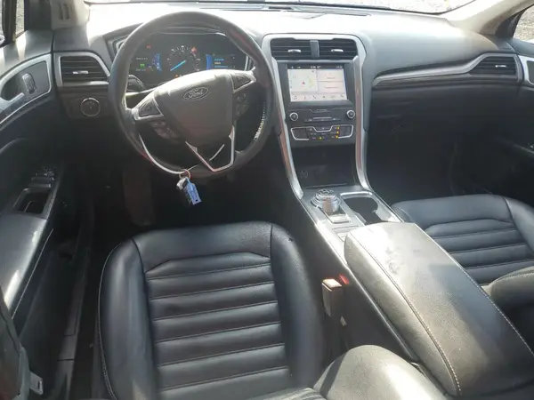 3FA6P0MU4KR138281 2019 FORD FUSION - Image 8