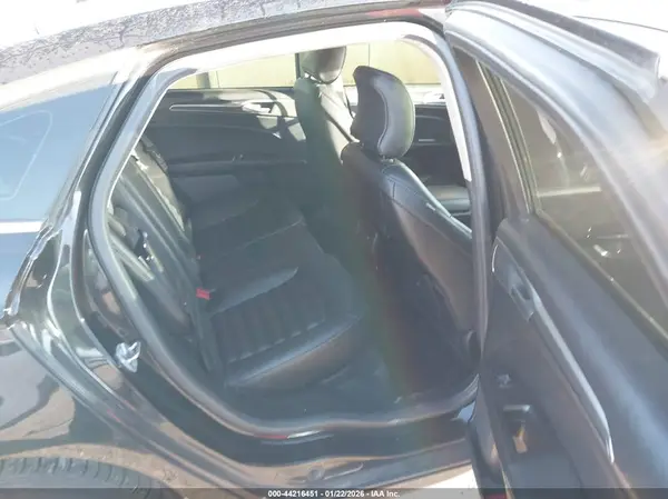 3FA6P0MU4KR174116 2019 FORD FUSION - Image 8