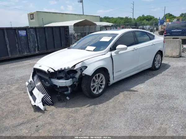 3FA6P0MU4KR182216 2019 FORD FUSION - Image 2