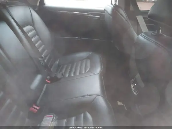 3FA6P0MU4KR182216 2019 FORD FUSION - Image 8