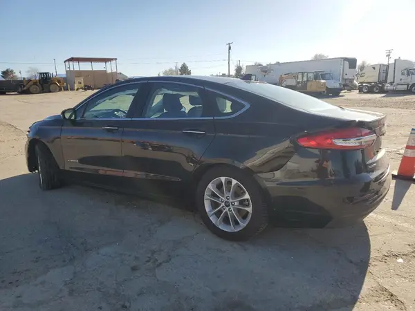 3FA6P0MU4KR185570 2019 FORD FUSION - Image 2