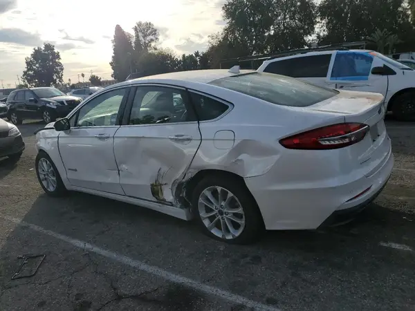 3FA6P0MU4KR199873 2019 FORD FUSION - Image 2