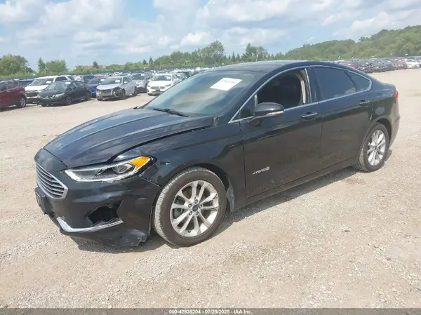 3FA6P0MU4KR221161 2019 FORD FUSION - Image 2