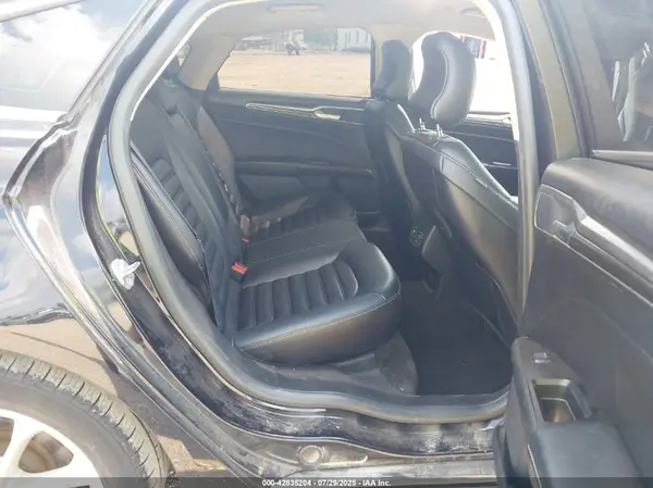 3FA6P0MU4KR221161 2019 FORD FUSION - Image 8