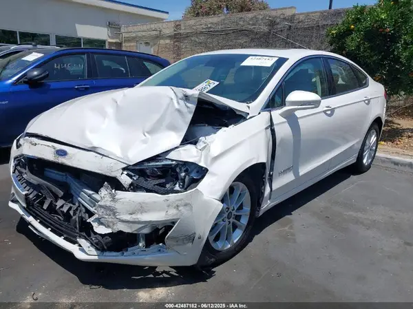 3FA6P0MU4KR235948 2019 FORD FUSION - Image 2