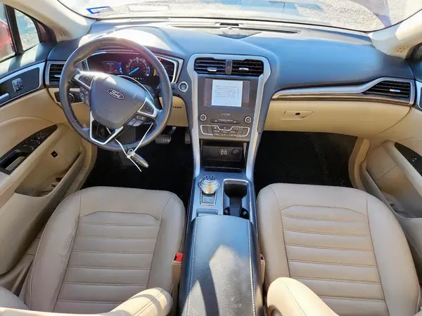 3FA6P0MU4LR135561 2020 FORD FUSION - Image 8