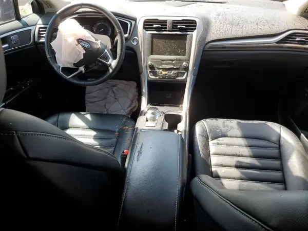 3FA6P0MU4LR215829 2020 FORD FUSION - Image 8