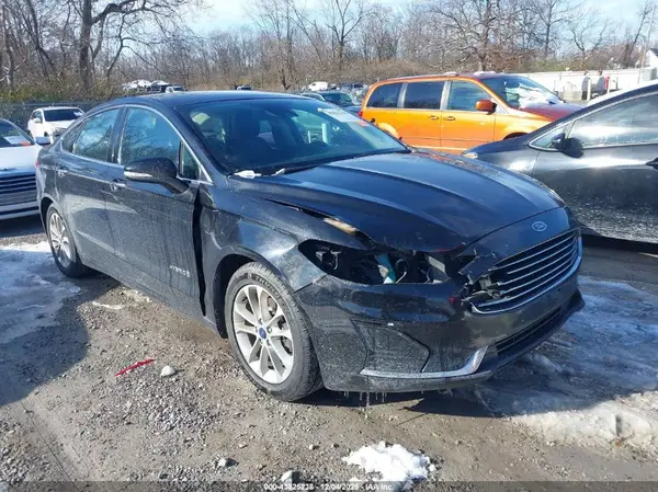 3FA6P0MU5KR141397 2019 FORD FUSION - Image 1