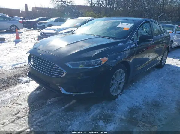 3FA6P0MU5KR141397 2019 FORD FUSION - Image 2