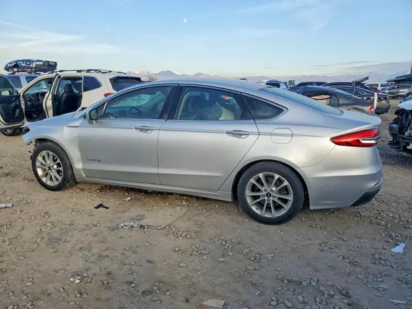 3FA6P0MU5KR185738 2019 FORD FUSION - Image 2