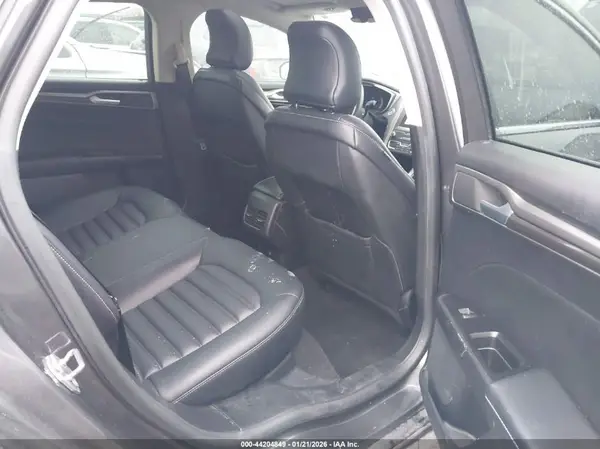 3FA6P0MU5KR195749 2019 FORD FUSION - Image 8