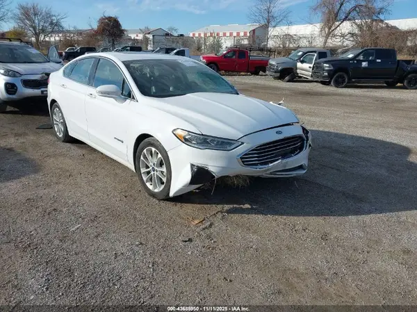 3FA6P0MU5KR202909 2019 FORD FUSION - Image 1