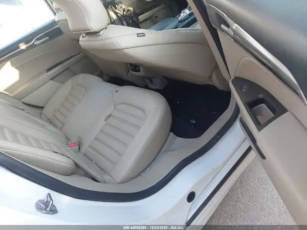 3FA6P0MU5KR221251 2019 FORD FUSION - Image 8
