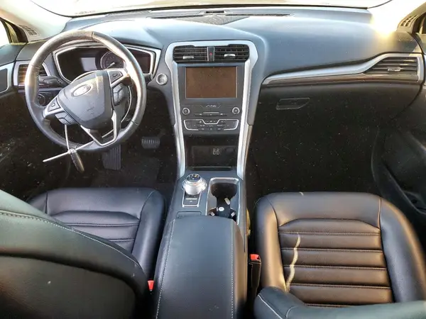 3FA6P0MU5KR256176 2019 FORD FUSION - Image 8