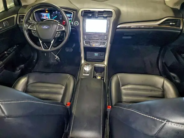 3FA6P0MU5LR111852 2020 FORD FUSION - Image 8