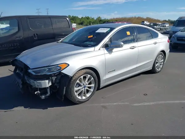 3FA6P0MU6KR123572 2019 FORD FUSION - Image 2