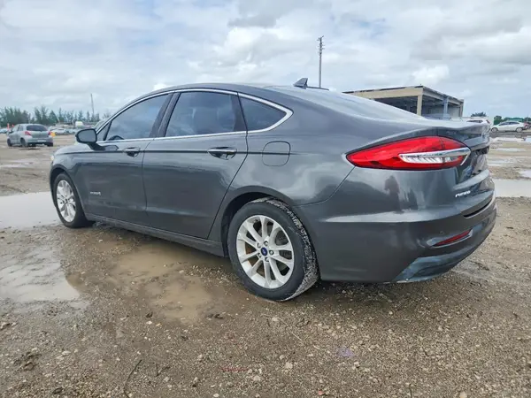 3FA6P0MU6KR137357 2019 FORD FUSION - Image 2