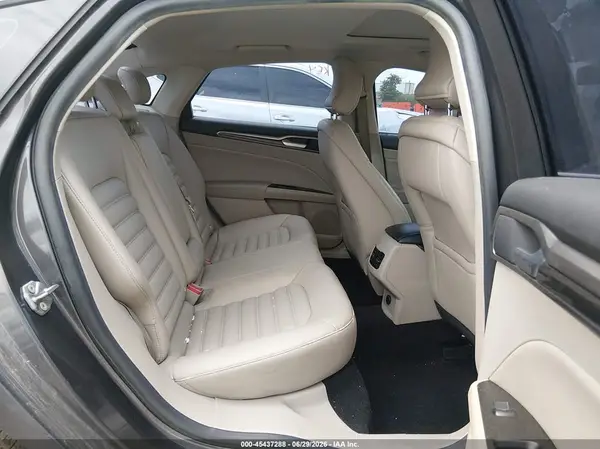 3FA6P0MU6KR137391 2019 FORD FUSION - Image 8