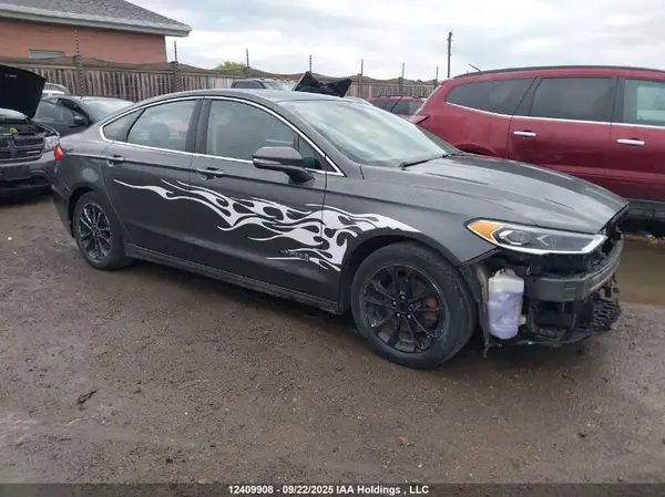 3FA6P0MU6KR156393 2019 FORD FUSION - Image 1