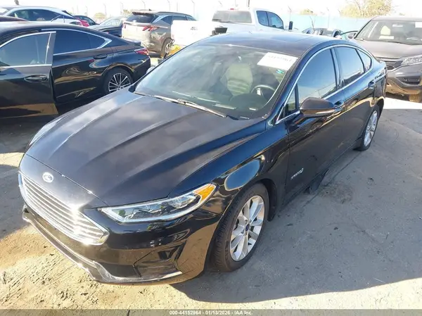 3FA6P0MU6KR235739 2019 FORD FUSION - Image 2