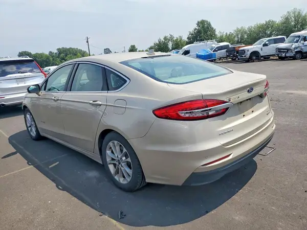 3FA6P0MU6KR236048 2019 FORD FUSION - Image 2