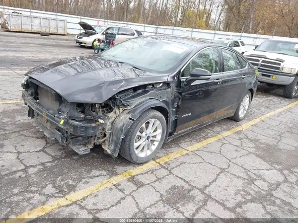 3FA6P0MU6KR262455 2019 FORD FUSION - Image 2