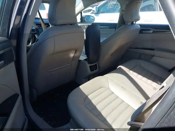 3FA6P0MU6KR262469 2019 FORD FUSION - Image 8