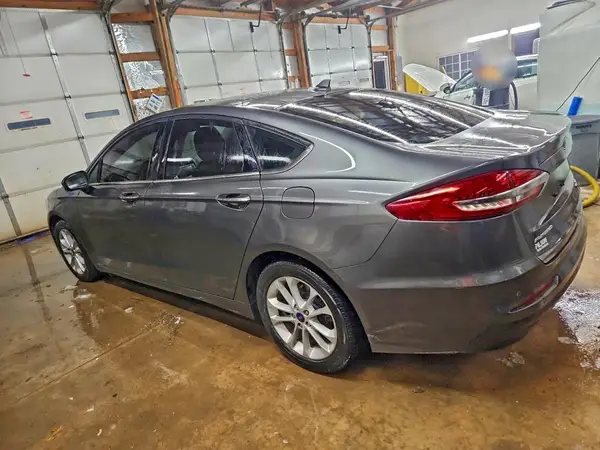 3FA6P0MU6LR231871 2020 FORD FUSION - Image 2
