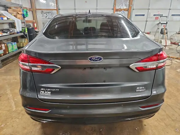 2020 FORD FUSION auction photo 6