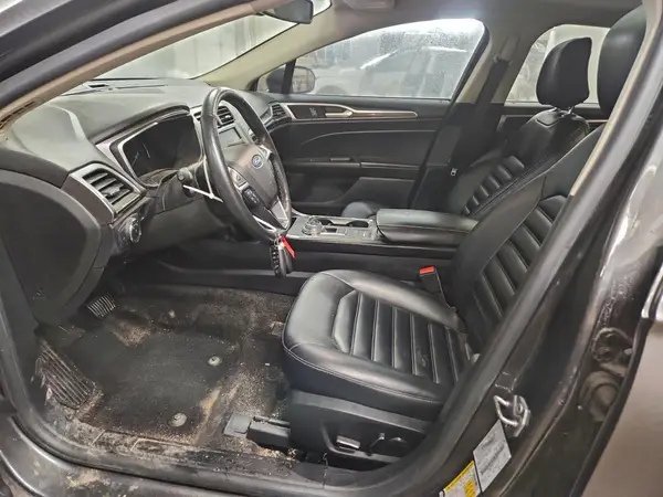 2020 FORD FUSION auction photo 7