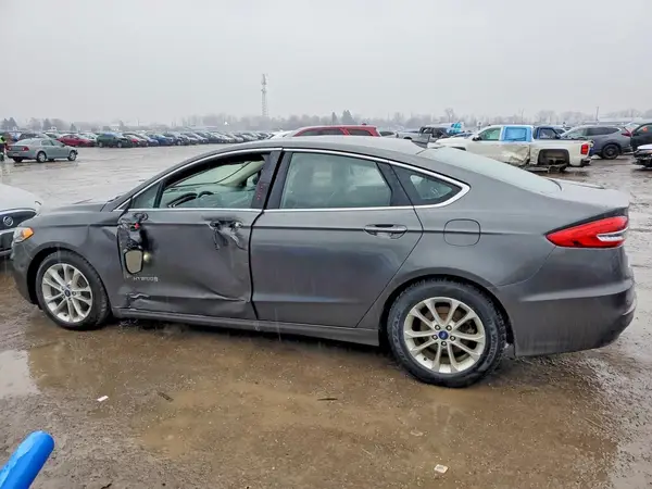 3FA6P0MU7KR155656 2019 FORD FUSION - Image 2