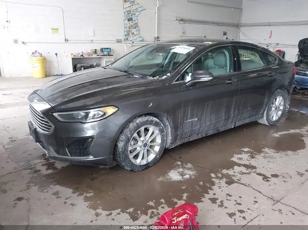 3FA6P0MU7KR235457 2019 FORD FUSION - Image 2
