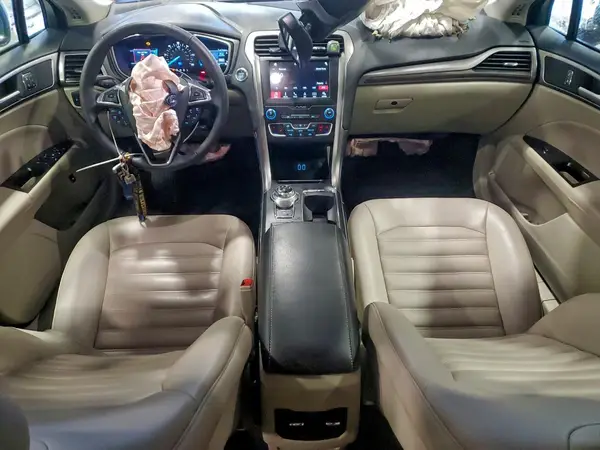 3FA6P0MU7KR256017 2019 FORD FUSION - Image 8