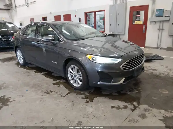 3FA6P0MU7KR265669 2019 FORD FUSION - Image 1