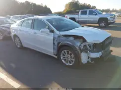 3FA6P0MU8KR118261 2019 FORD FUSION