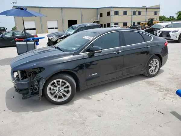 3FA6P0MU8KR139417 2019 FORD FUSION - Image 1