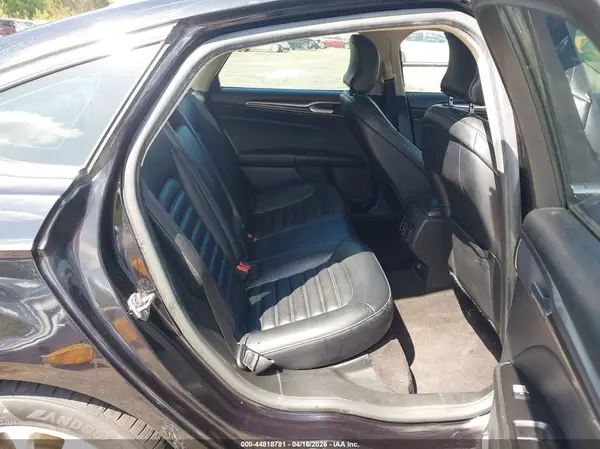 3FA6P0MU8KR185541 2019 FORD FUSION - Image 8