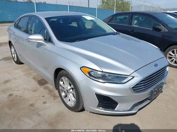 3FA6P0MU8KR189542 2019 FORD FUSION - Image 1