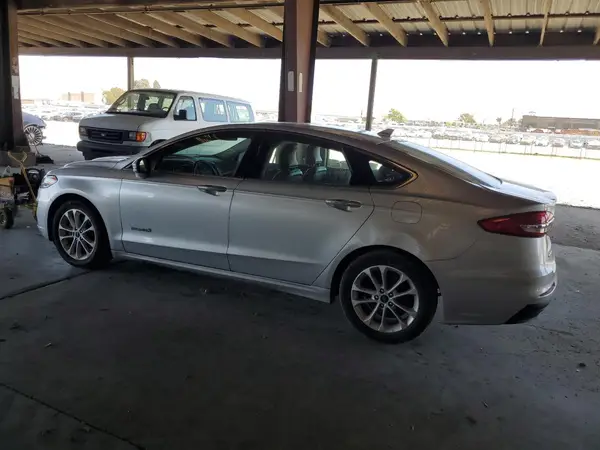 3FA6P0MU8KR189573 2019 FORD FUSION - Image 2