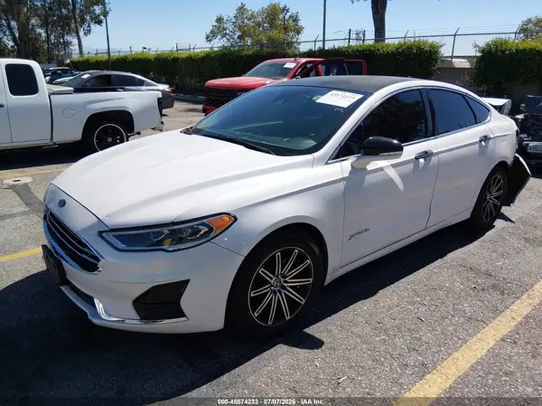 3FA6P0MU8KR195888 2019 FORD FUSION - Image 2