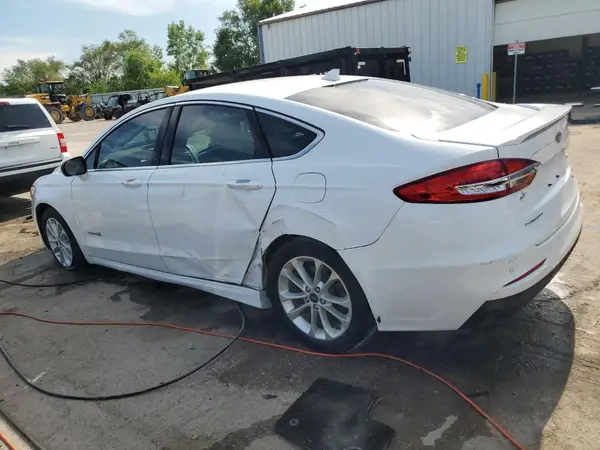 3FA6P0MU8KR200362 2019 FORD FUSION - Image 2