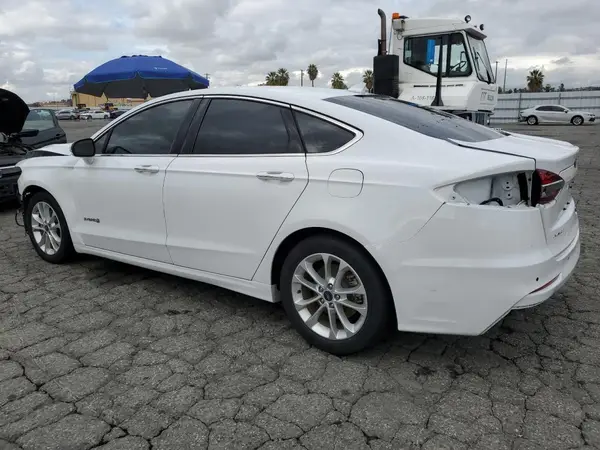 3FA6P0MU8KR200426 2019 FORD FUSION - Image 2