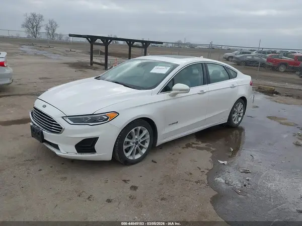 3FA6P0MU8KR239954 2019 FORD FUSION - Image 2