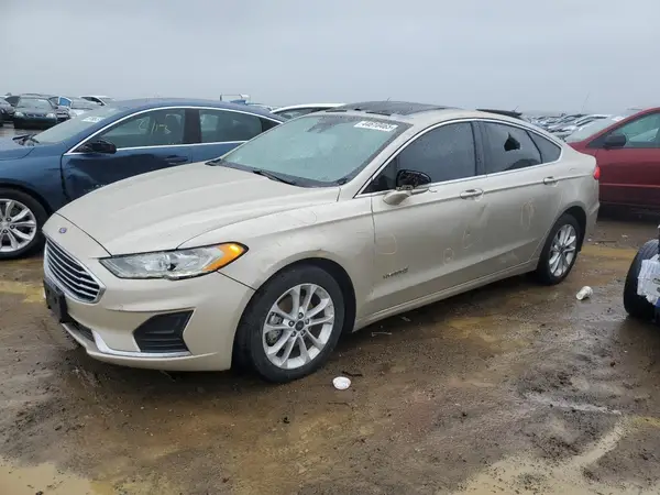 3FA6P0MU8KR242370 2019 FORD FUSION - Image 1