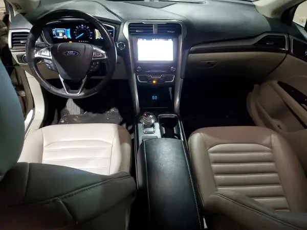 3FA6P0MU8KR257967 2019 FORD FUSION - Image 8