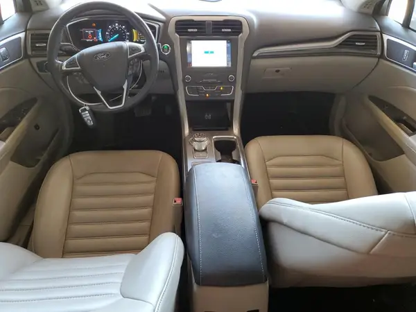 3FA6P0MU8KR272758 2019 FORD FUSION - Image 8