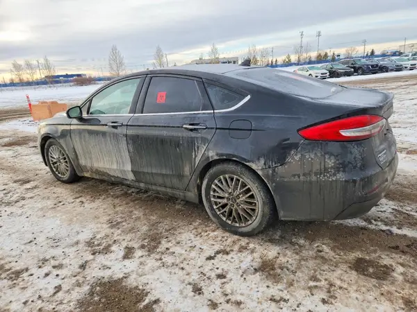 3FA6P0MU8LR129911 2020 FORD FUSION - Image 2