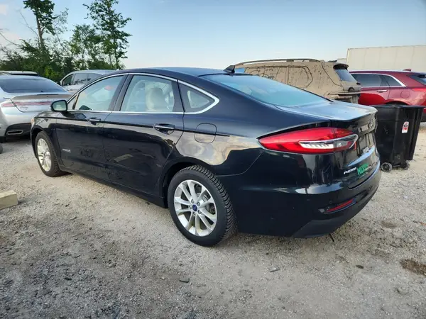 3FA6P0MU9KR100951 2019 FORD FUSION - Image 2