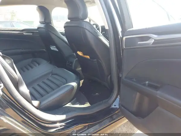 3FA6P0MU9KR108127 2019 FORD FUSION - Image 8