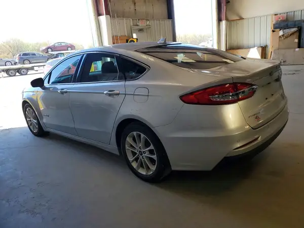 3FA6P0MU9KR109150 2019 FORD FUSION - Image 2